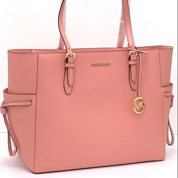 MICHAEL KORS
Gilly Large Saffiano Leather Tote Bag PRIMROSE COLOR - Picture 2 of 15